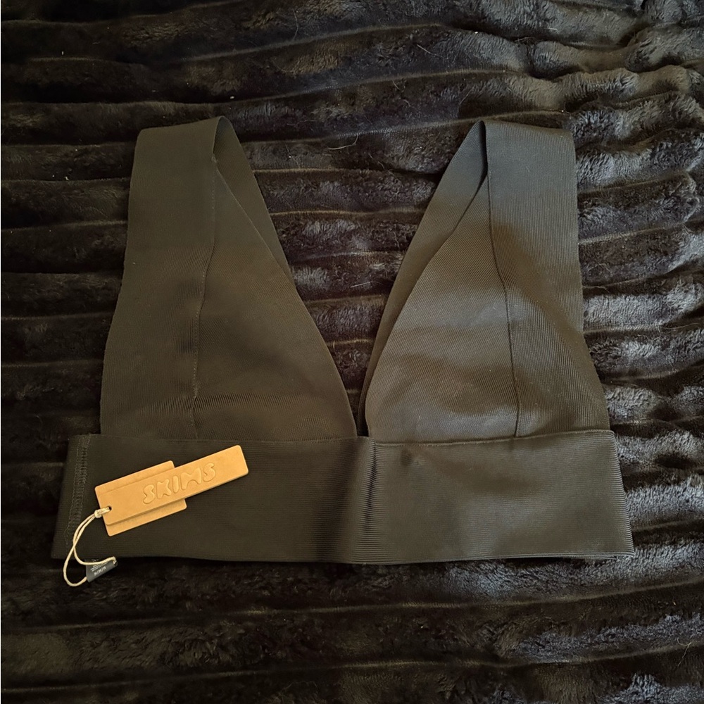 NWT SKIMS Onyx Knit Swim Plunge Bikini Top
